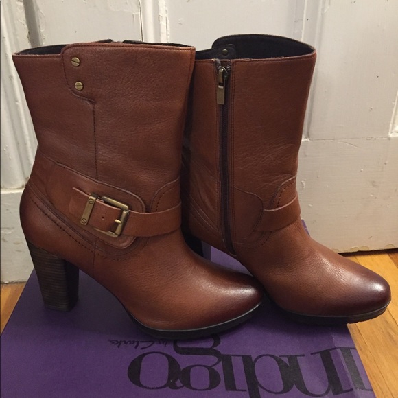 clarks mid calf boots